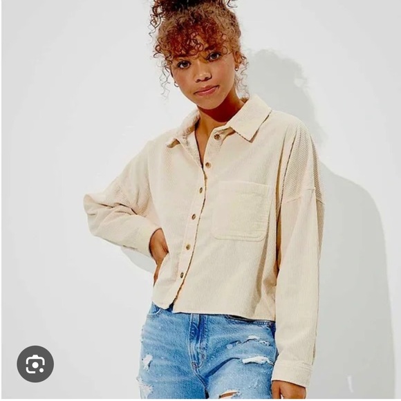 American Eagle Outfitters Jackets & Blazers - Button up light Jacket